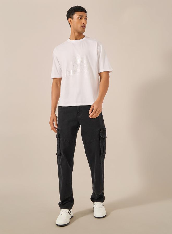 ستايلي تيشيرت فضفاض بطبعة فويل ورقبة دائرية - Image 2